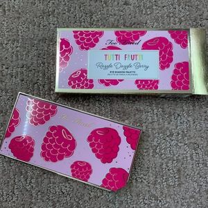 Too Faced Razzle Dazzle Berry Eyeshadow Palette